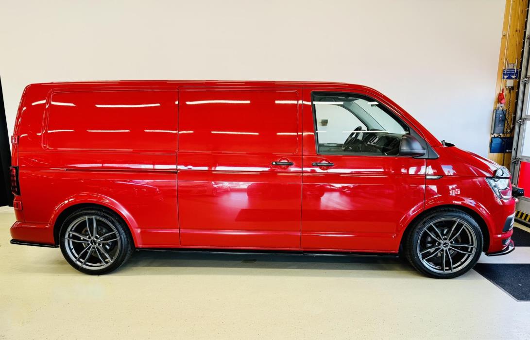 VOLKSWAGEN Transporter 2016