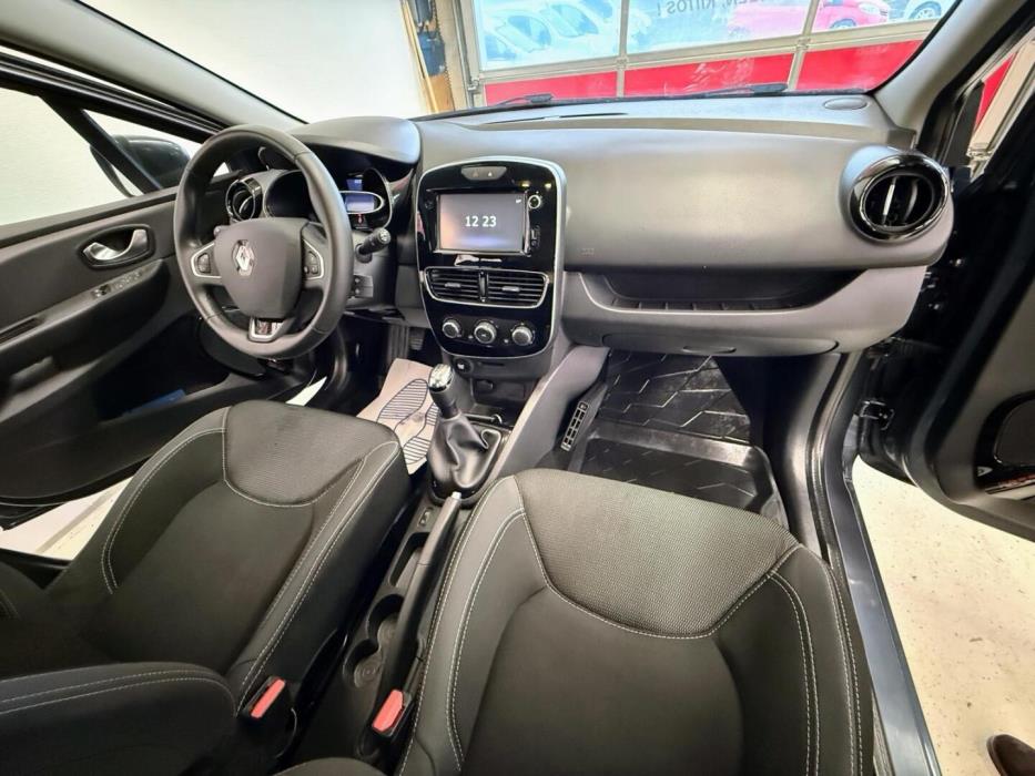RENAULT Clio 2018