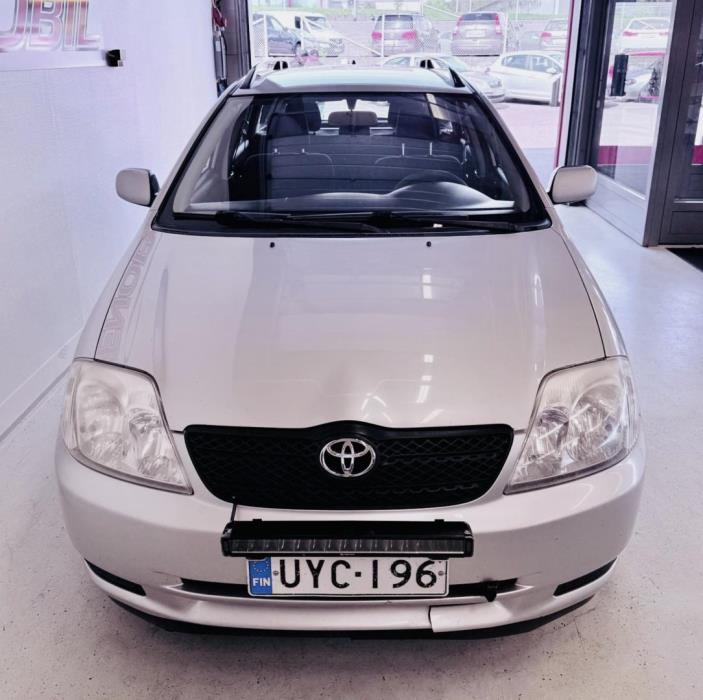 TOYOTA Corolla 2002