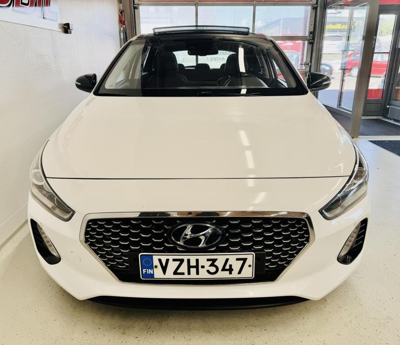 HYUNDAI i30 2018