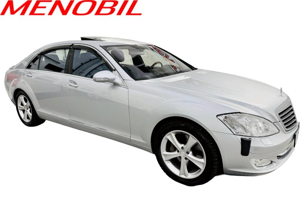MERCEDES-BENZ S 2005