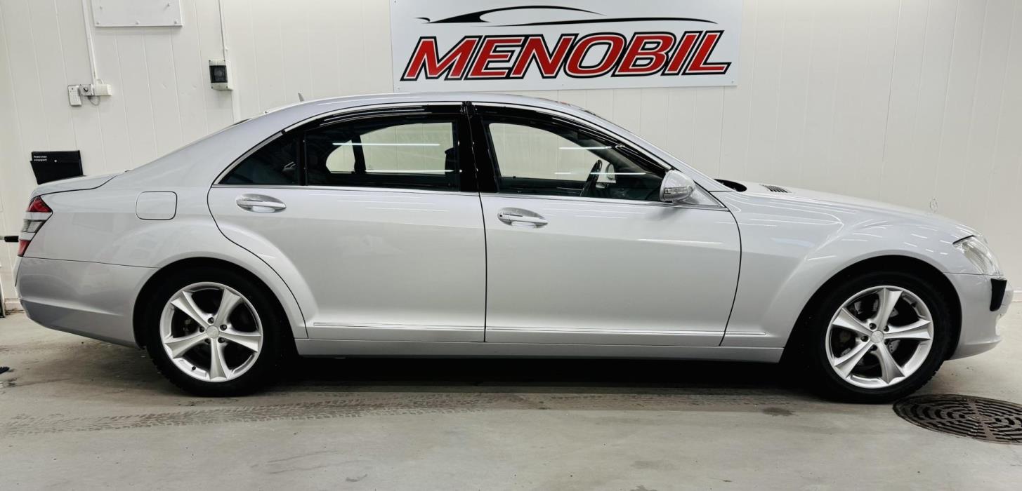 MERCEDES-BENZ S 2005