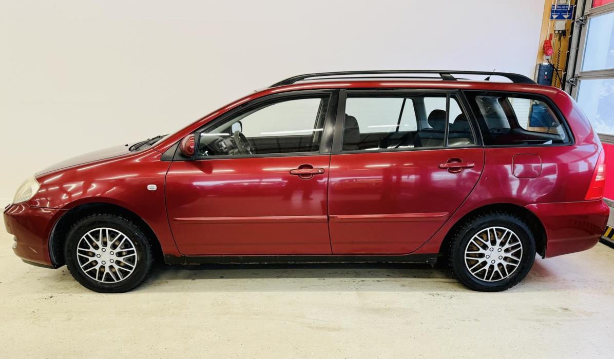 TOYOTA Corolla 2005