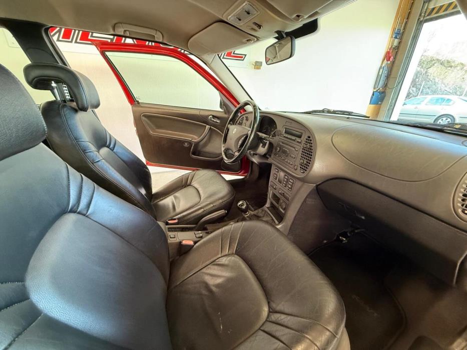 SAAB 9-3 2000