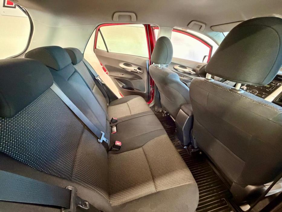 TOYOTA Auris 2010
