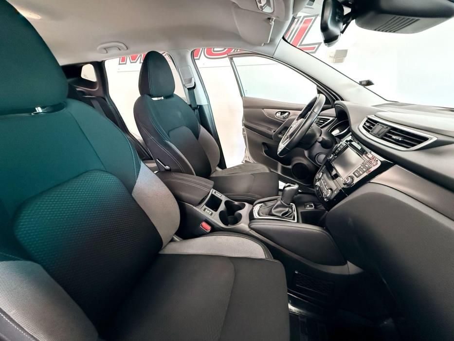 NISSAN Qashqai 2018