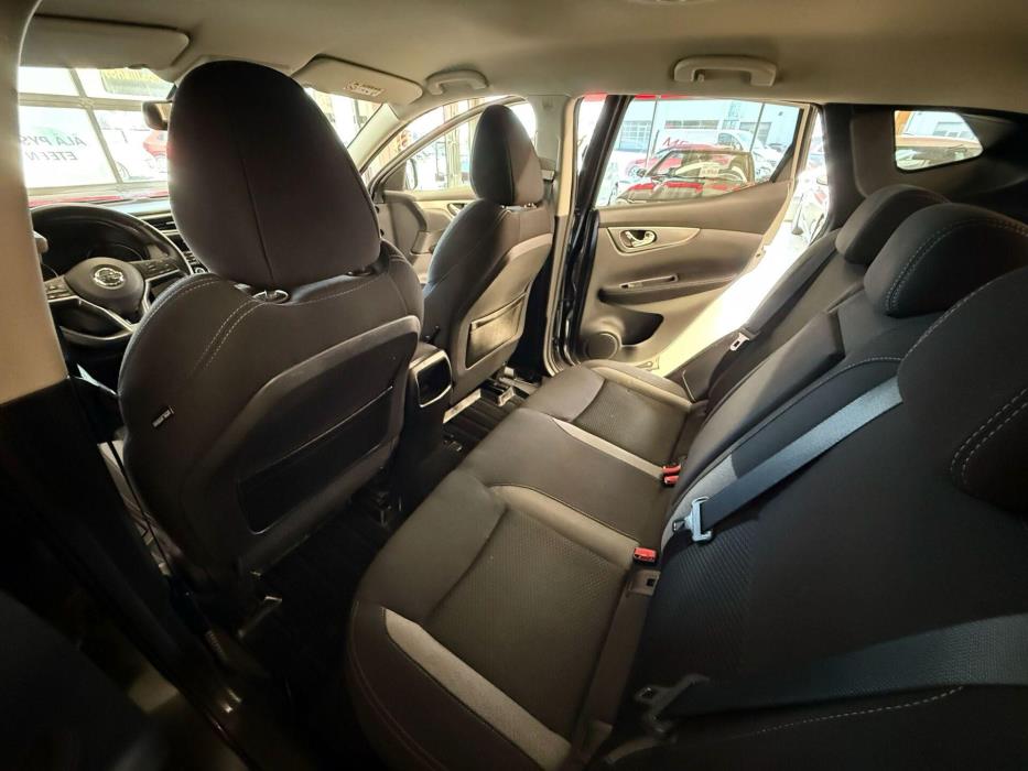NISSAN Qashqai 2018