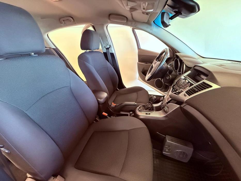 CHEVROLET Cruze 2012