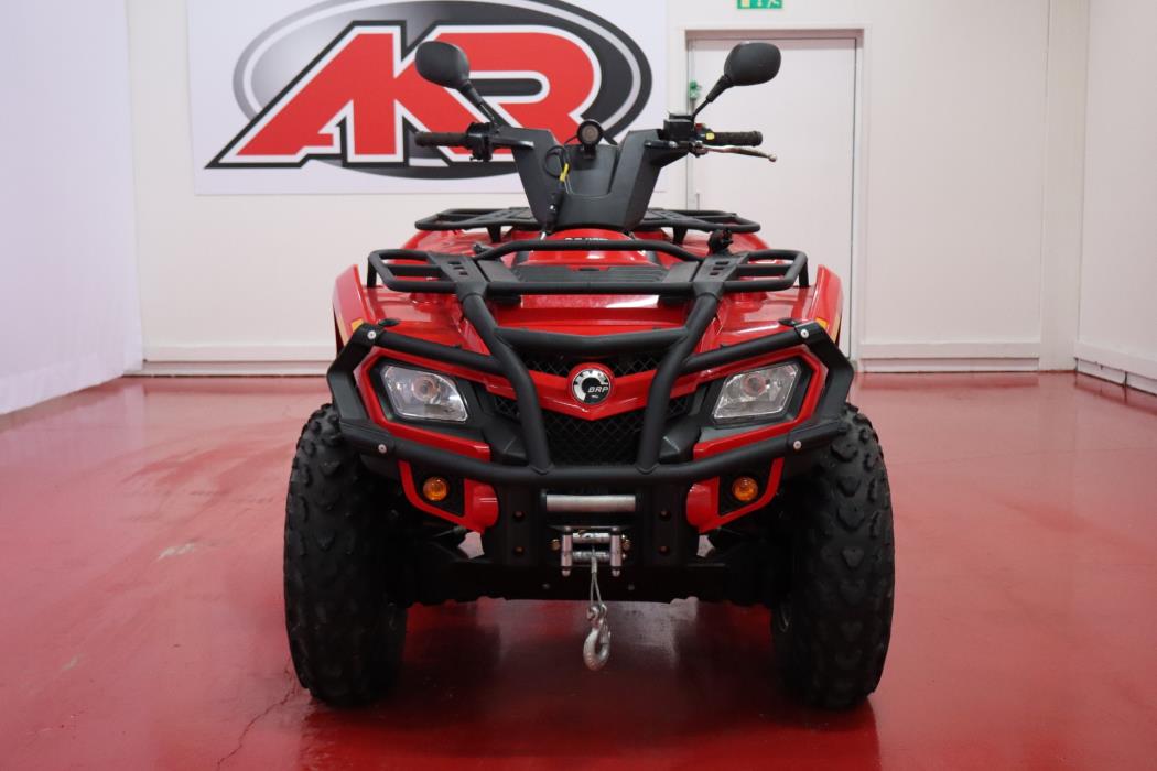 CAN-AM OUTLANDER 2012