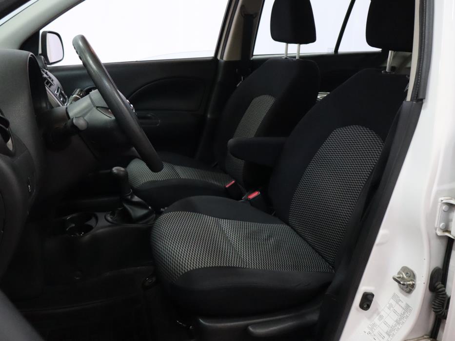 NISSAN Micra 2015