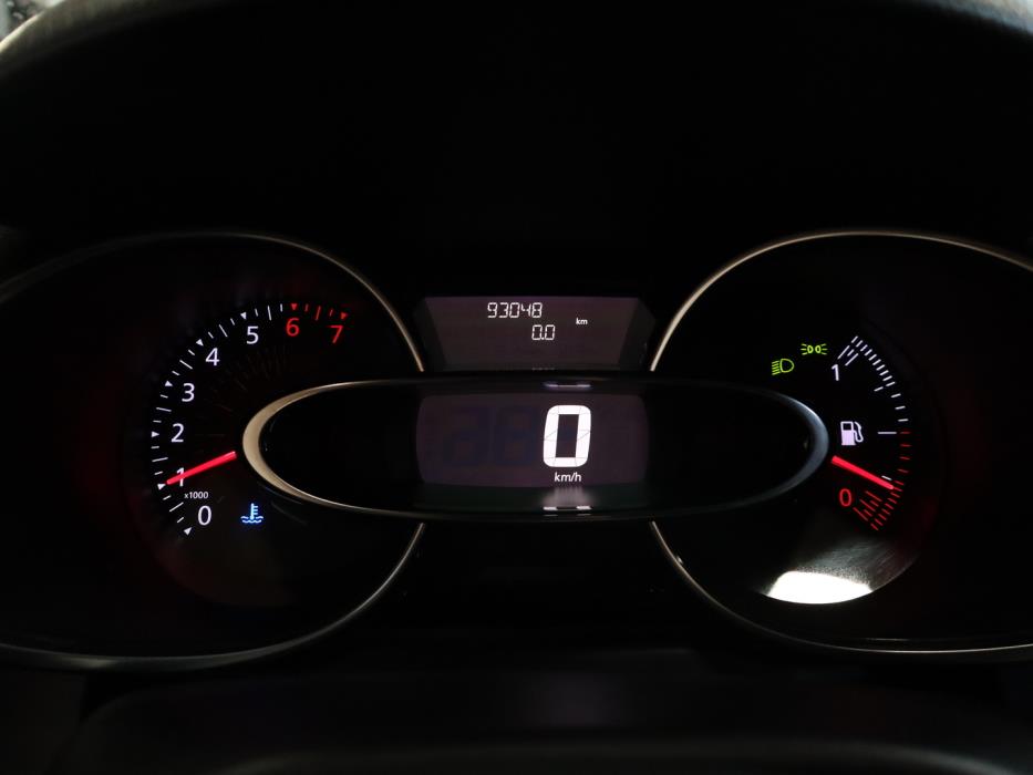 RENAULT Clio 2016