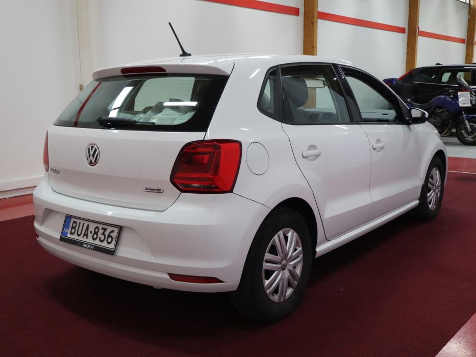VOLKSWAGEN Polo 2017