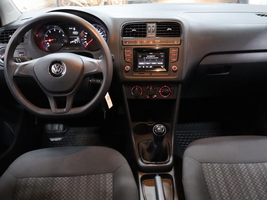 VOLKSWAGEN Polo 2017