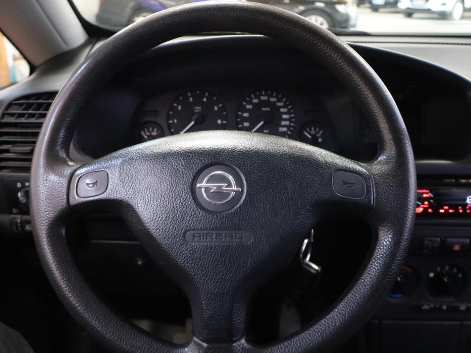 OPEL Zafira 2002