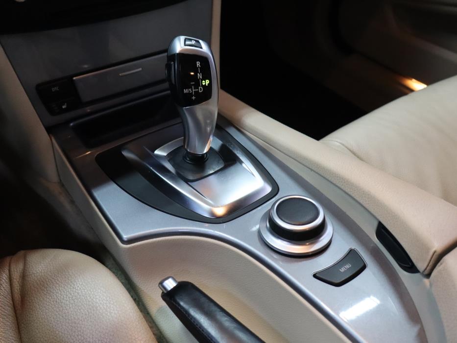 BMW 520 2008