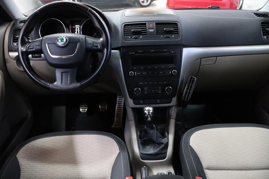 SKODA Yeti 2011