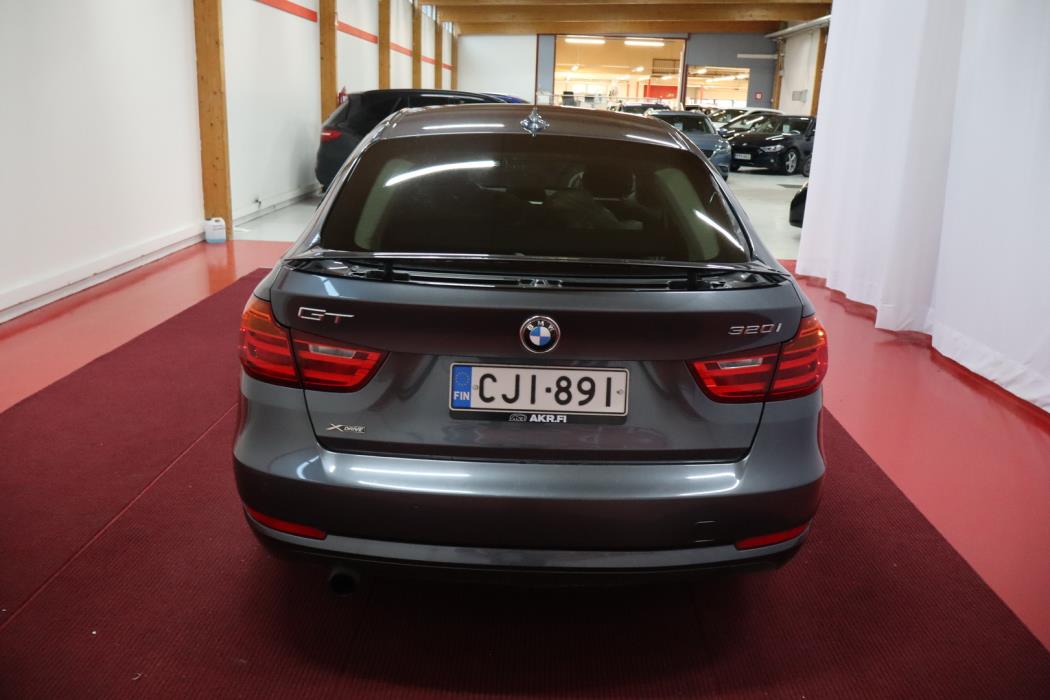 BMW 320 Gran Turismo 2014