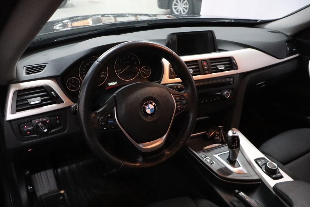 BMW 320 Gran Turismo 2014