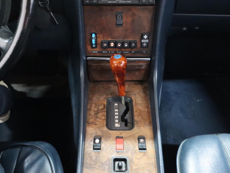 MERCEDES-BENZ SL 1986