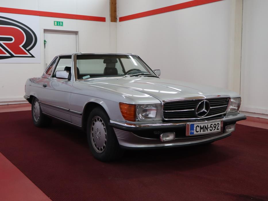 MERCEDES-BENZ SL 1986