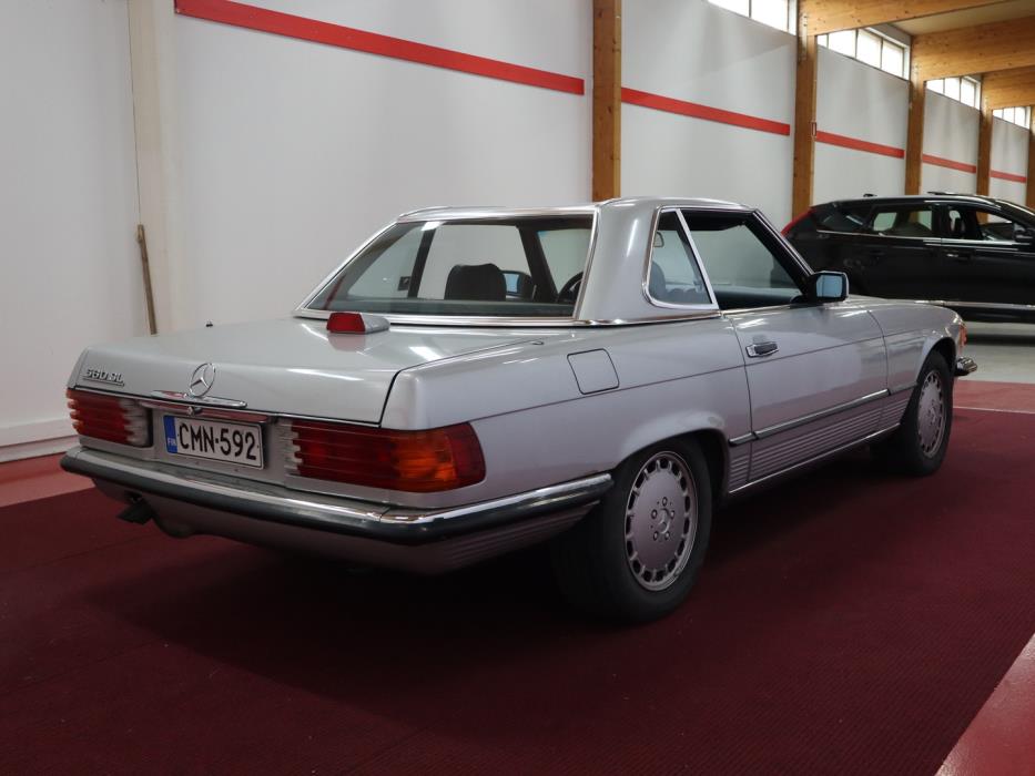 MERCEDES-BENZ SL 1986