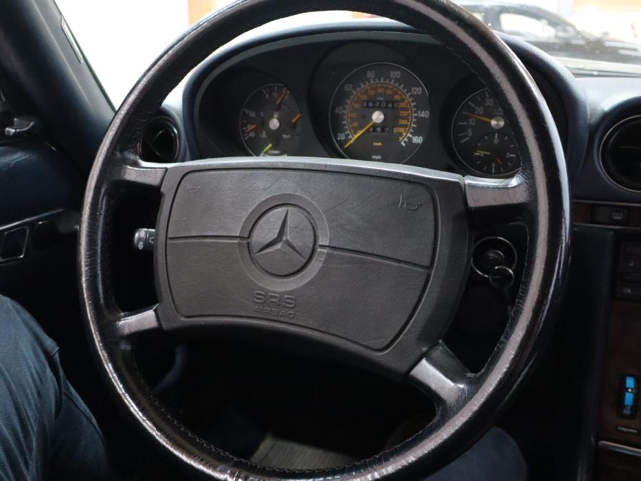 MERCEDES-BENZ SL 1986