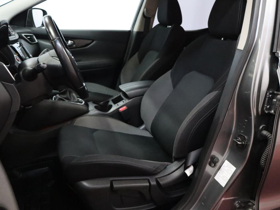 NISSAN QASHQAI 2020