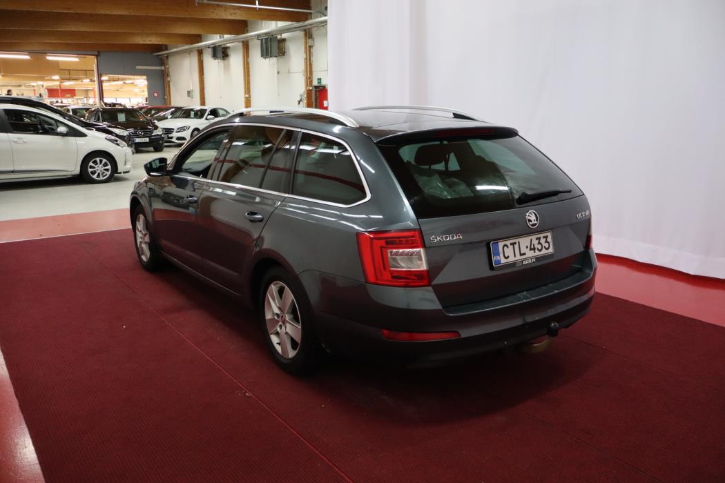 SKODA Octavia 2015