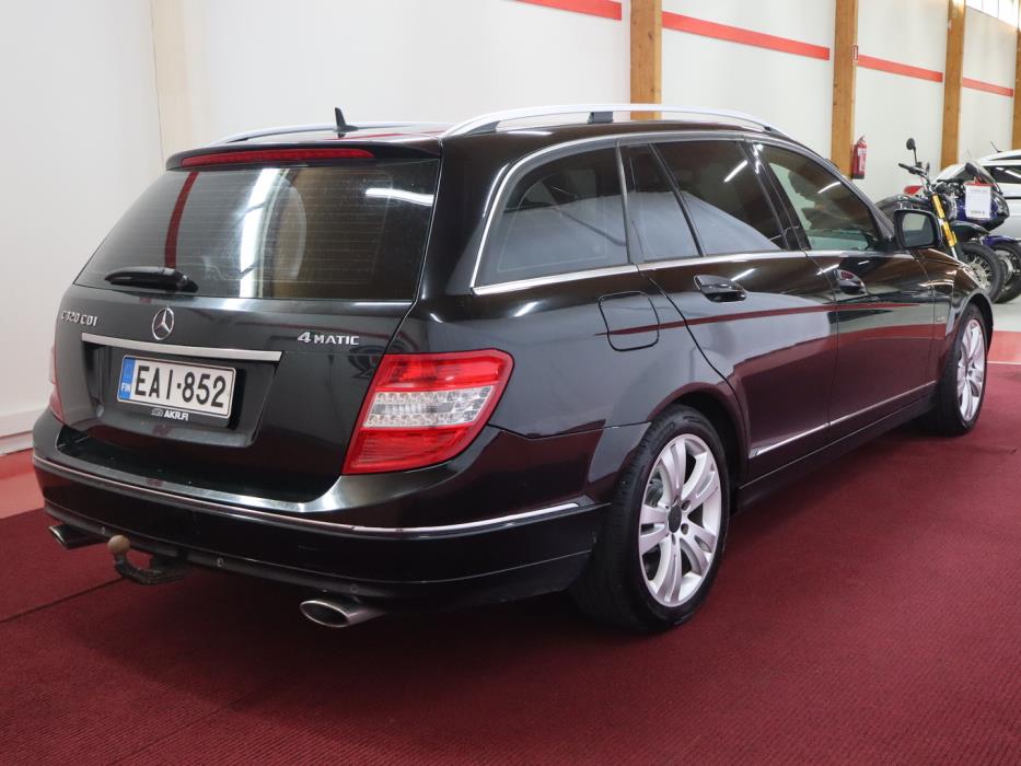 MERCEDES-BENZ C 2008