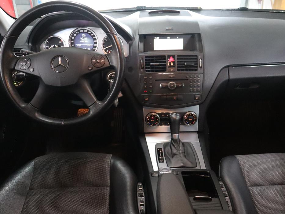 MERCEDES-BENZ C 2008