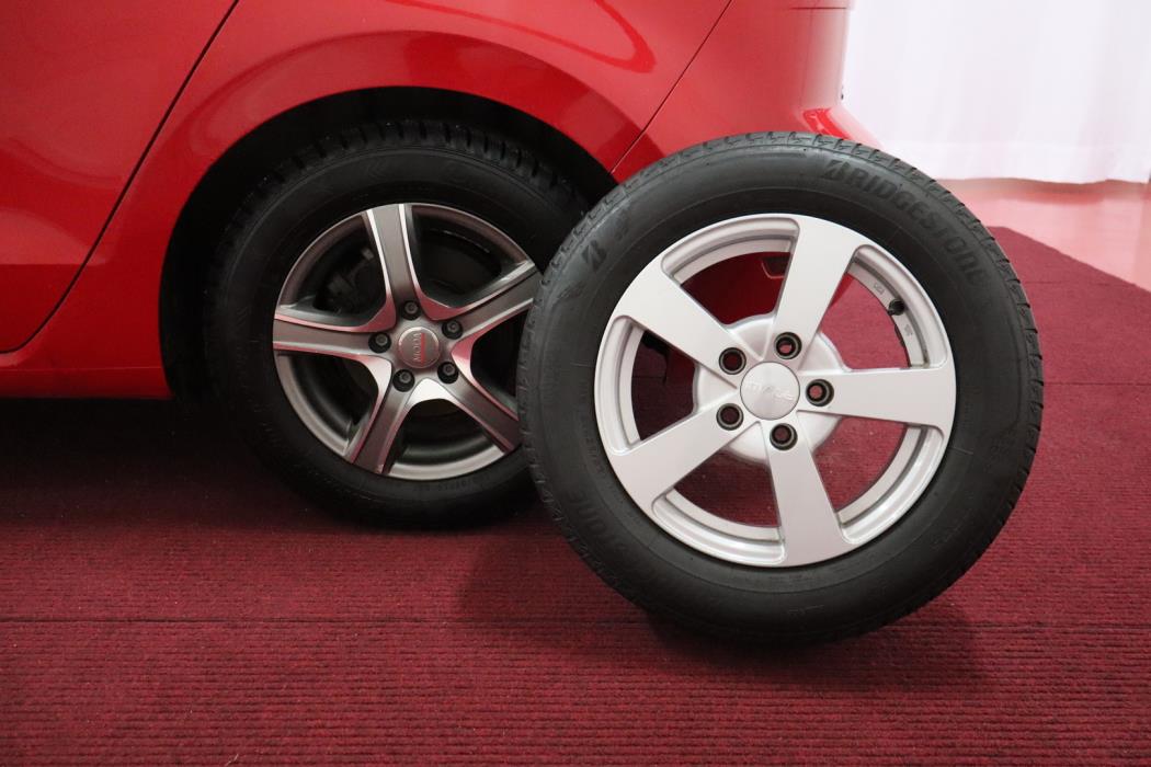 VOLKSWAGEN Golf Sportsvan 2014