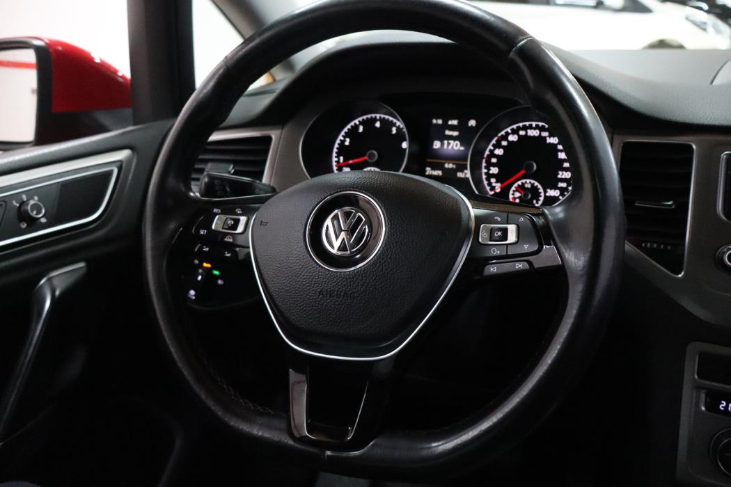 VOLKSWAGEN Golf Sportsvan 2014