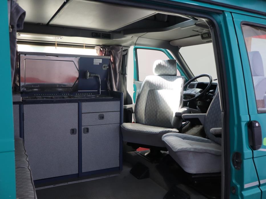 VOLKSWAGEN TRANSPORTER 1995