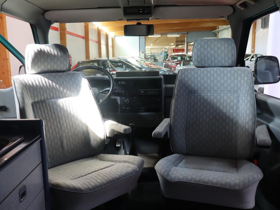 VOLKSWAGEN TRANSPORTER 1995