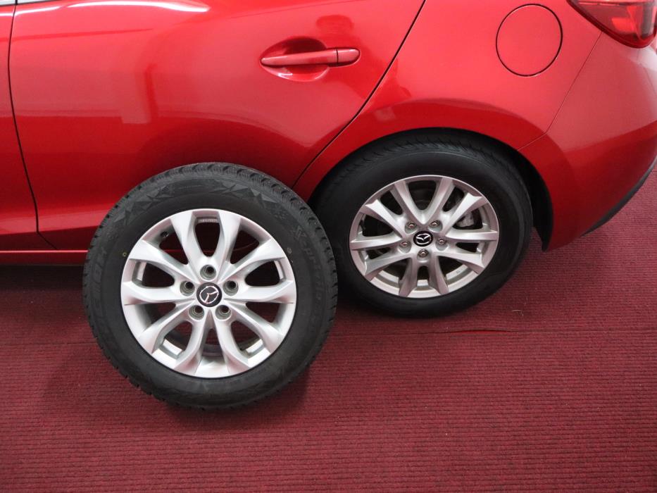 MAZDA MAZDA3 2015