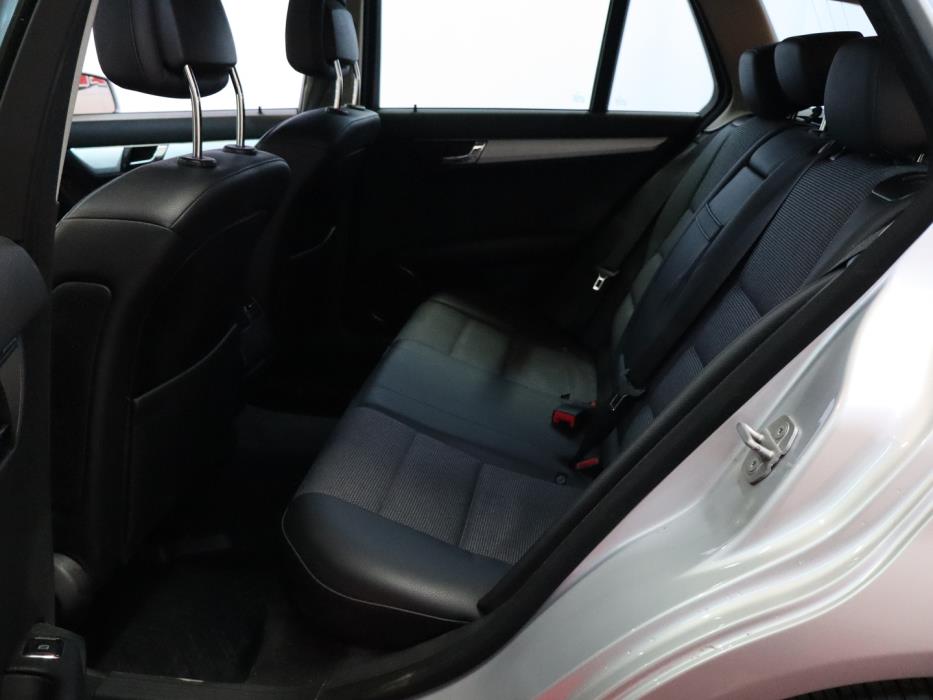 MERCEDES-BENZ C 2008