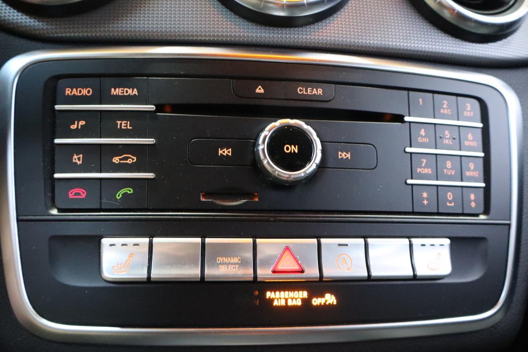 MERCEDES-BENZ CLA 2019