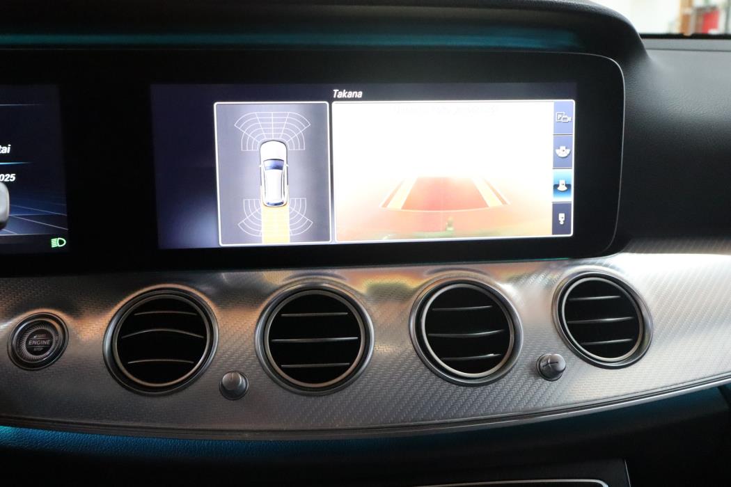 MERCEDES-BENZ E 2020