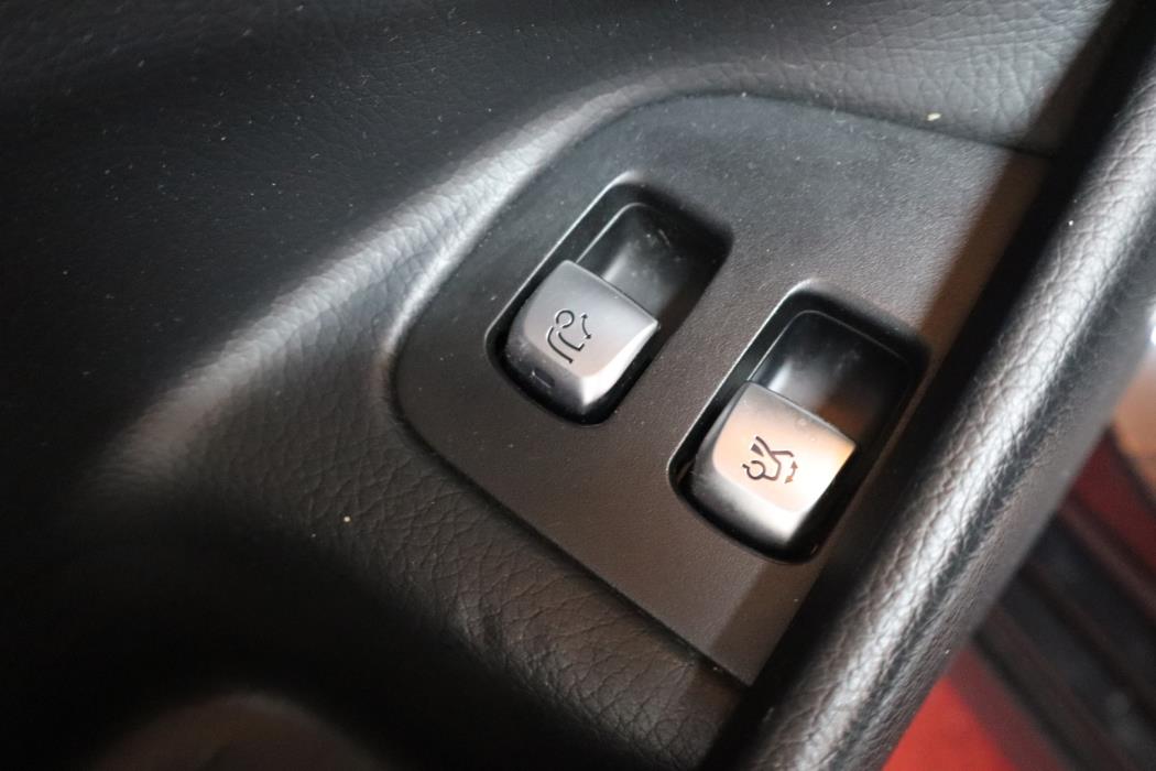 MERCEDES-BENZ E 2020