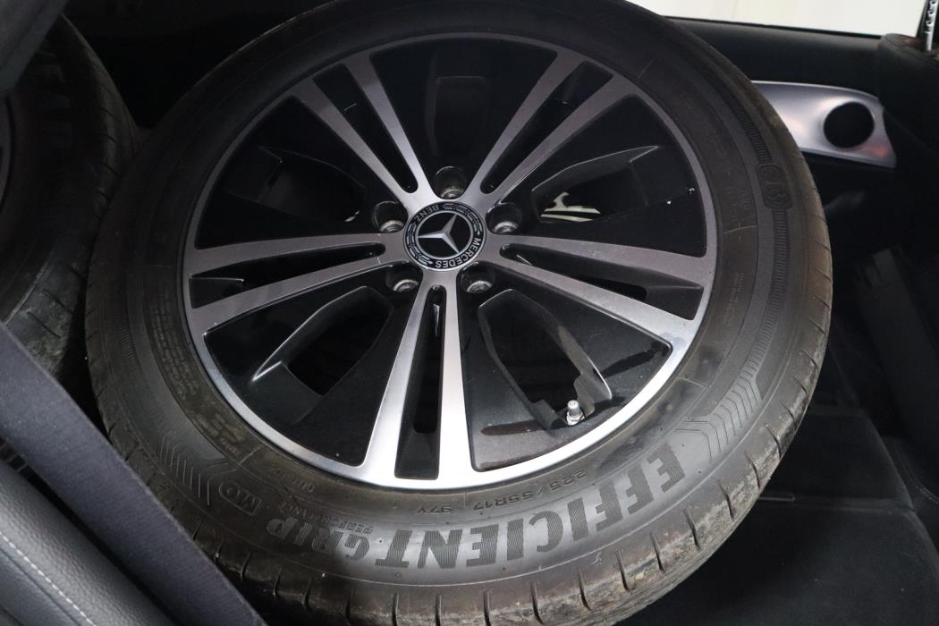 MERCEDES-BENZ E 2020