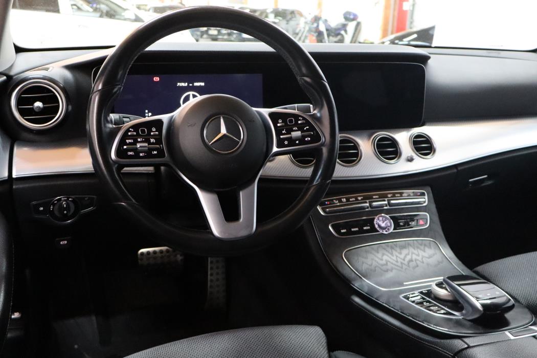 MERCEDES-BENZ E 2020