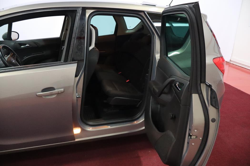 OPEL Meriva 2013