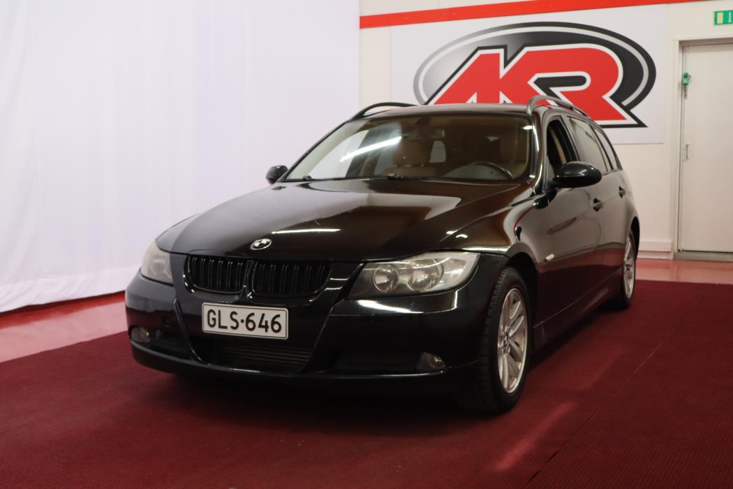BMW 320 2008