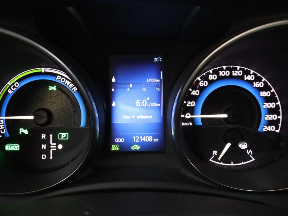 TOYOTA Auris 2016