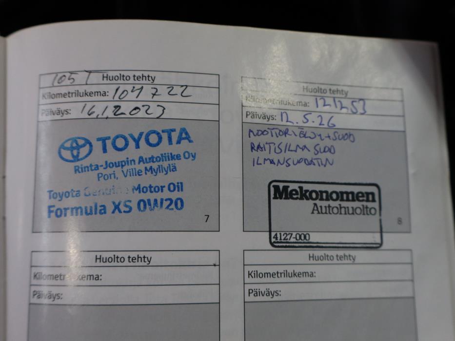TOYOTA Auris 2016