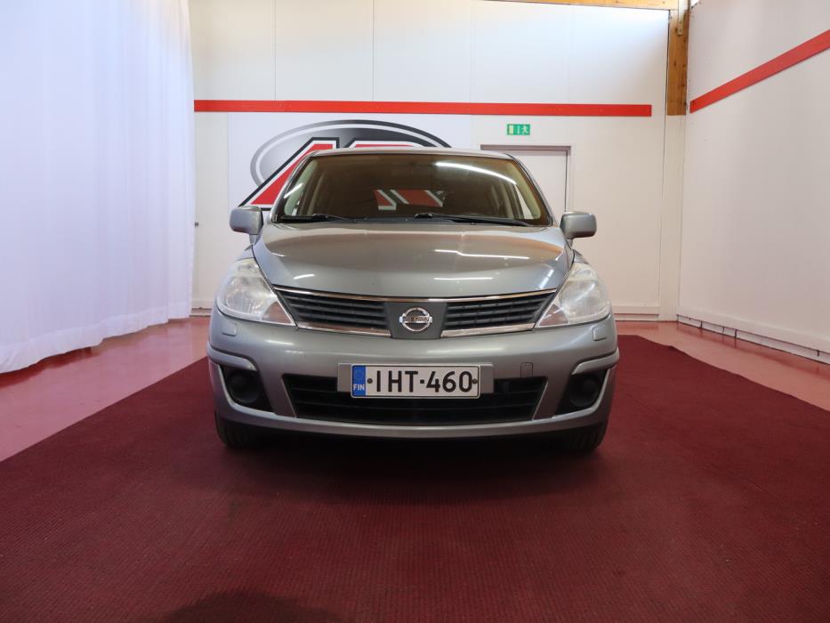 NISSAN Tiida 2009