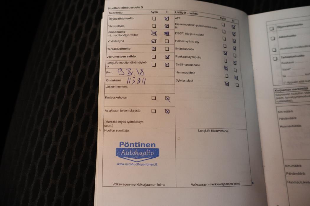 VOLKSWAGEN Golf 2012