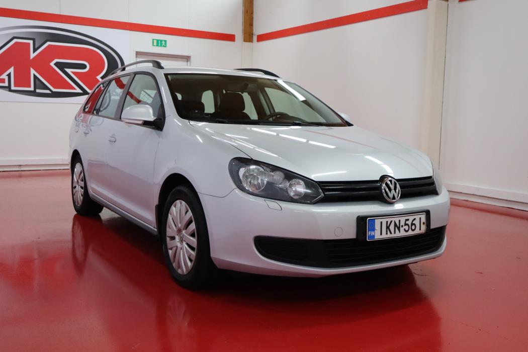 VOLKSWAGEN Golf 2012
