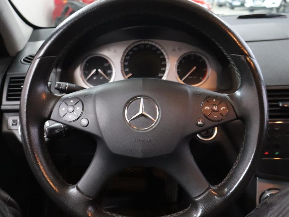MERCEDES-BENZ C 2008