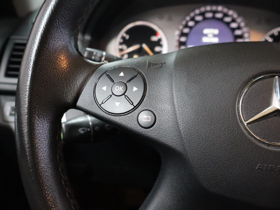 MERCEDES-BENZ C 2008